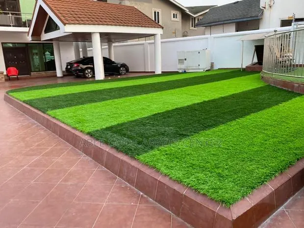 Two-Color Artificial Grass / Two-Color Astroturf · Photo 1