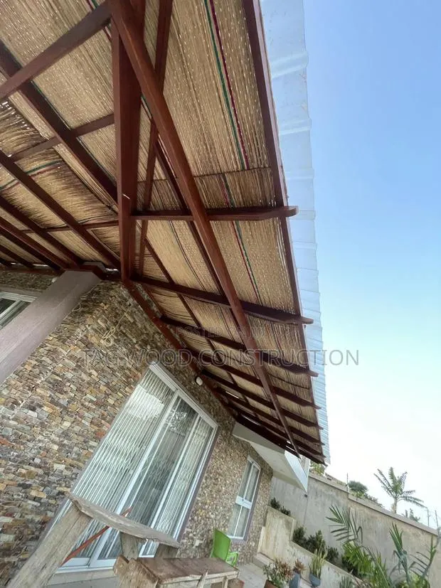 Hanging Pergola Outdoor · Photo 3