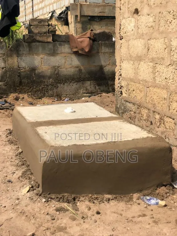 Biodigister, Soakaway, Manhole, Borehole · Photo 1