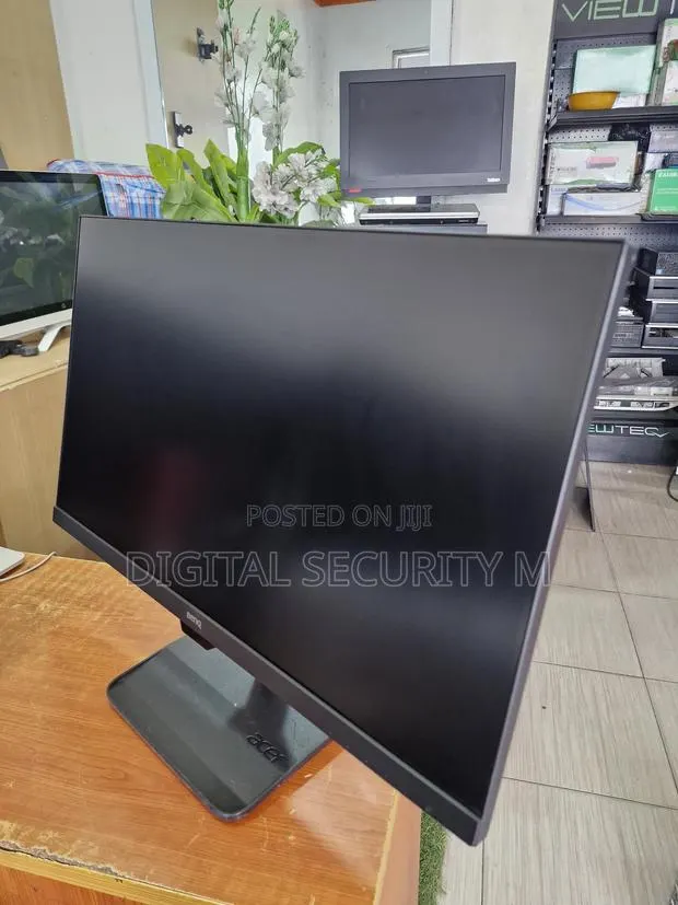 GW2780 | 27" 1080p Eye-Care IPS Monitor · Photo 1