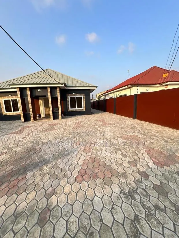 3bdrm House in Pleasantplaces, Lake Side Estate for rent · Photo 1