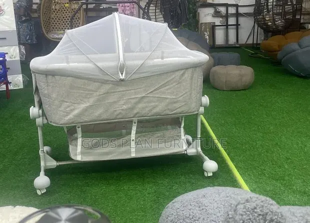 Baby Bassinet · Photo 3