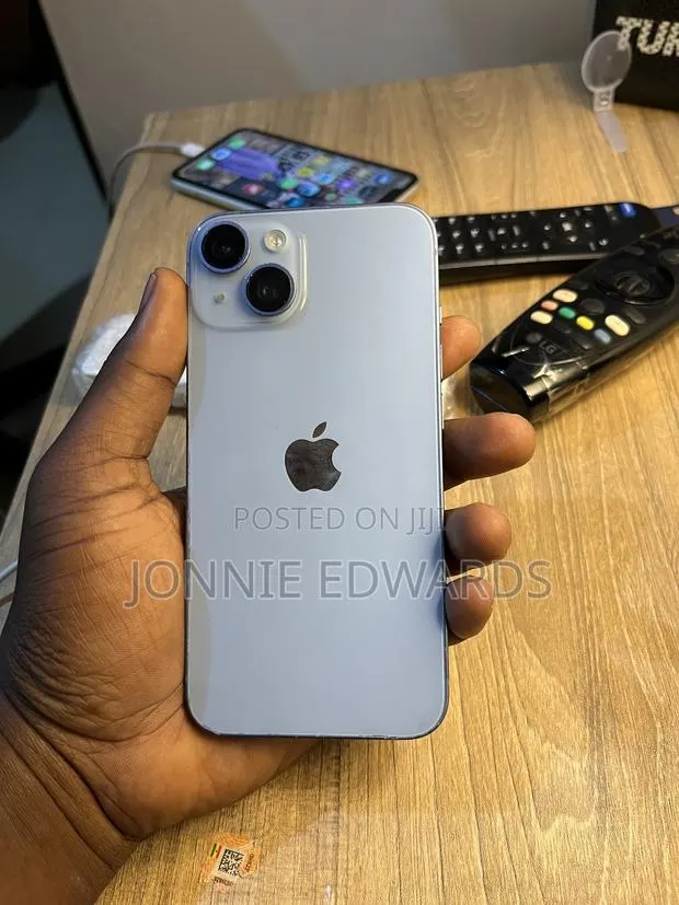 Apple iPhone 14 128 GB Blue · Photo 1