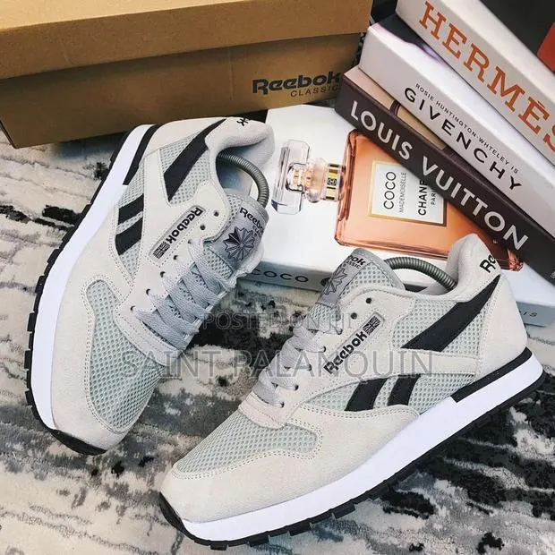 Rebook Unisex Sneaker · Photo 1