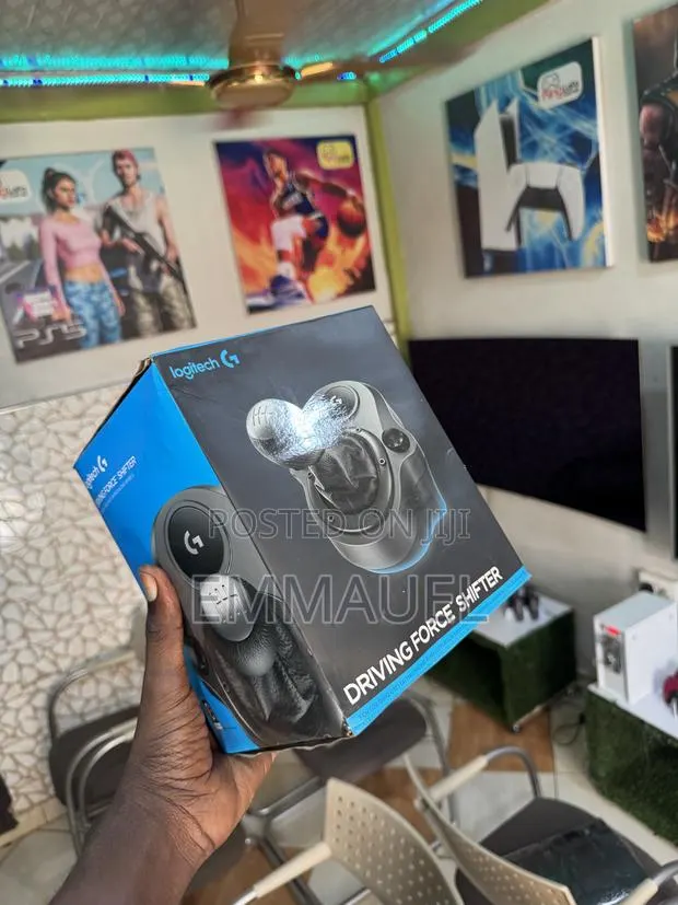 Logitech Driving Force Shifter · Photo 1