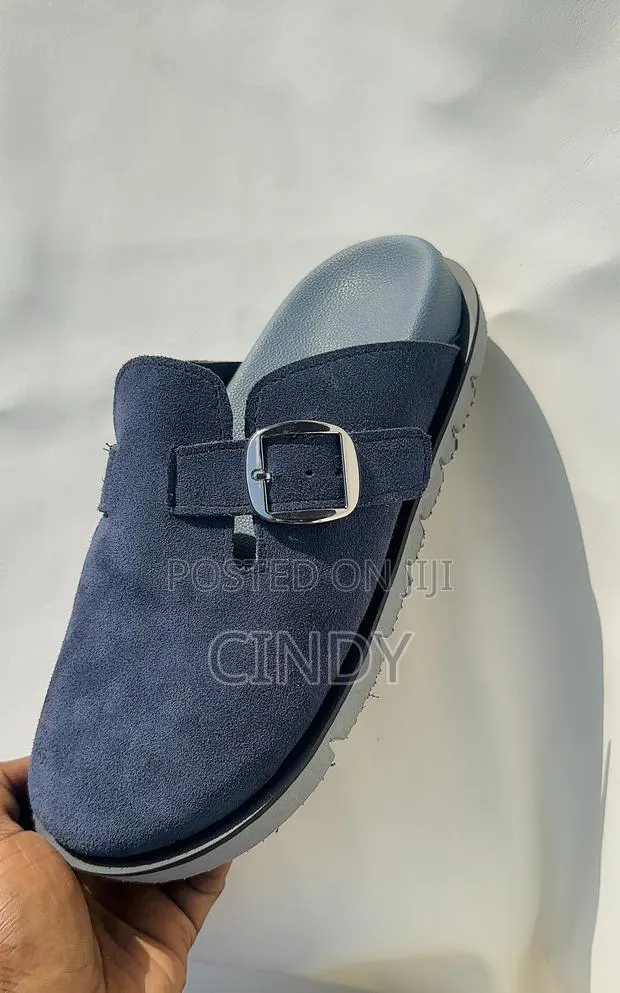 Quality Handmade Slippers · Photo 1
