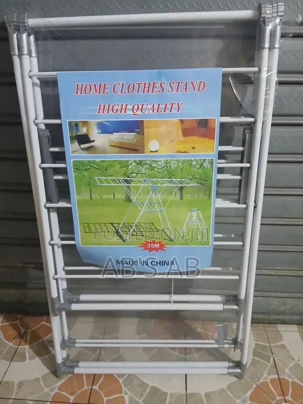 CLOTHES Stand/ Dry Line · Photo 1
