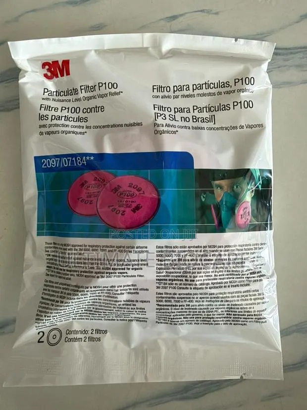 3M 2097 P100 Particulate Filters withNuisanceLevel OrganicVapor Relief · Photo 1
