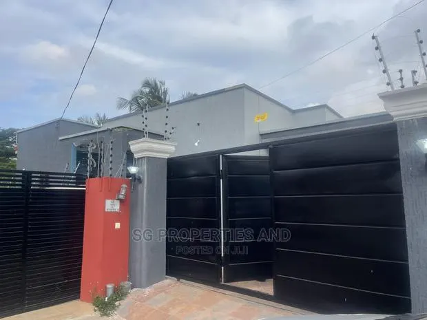 3bdrm House in Spintex for rent · Photo 1