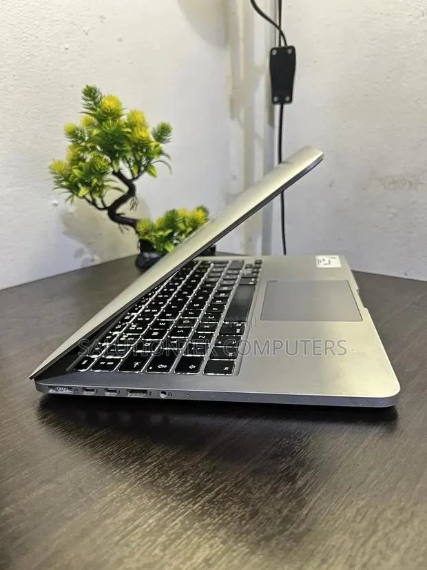 Laptop Apple MacBook 2015 8GB Intel Core I5 SSD 256GB · Photo 1