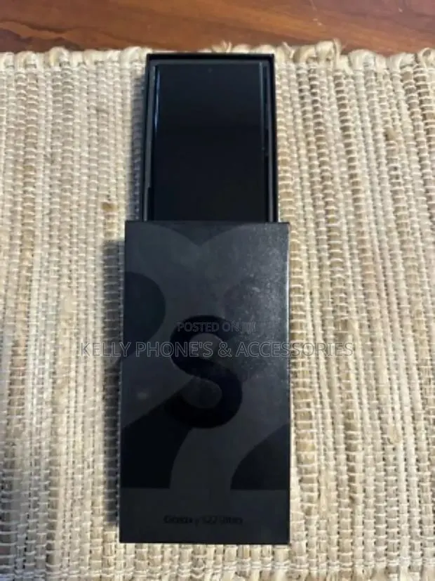 New Samsung Galaxy S22 Ultra 256 GB Black · Photo 1