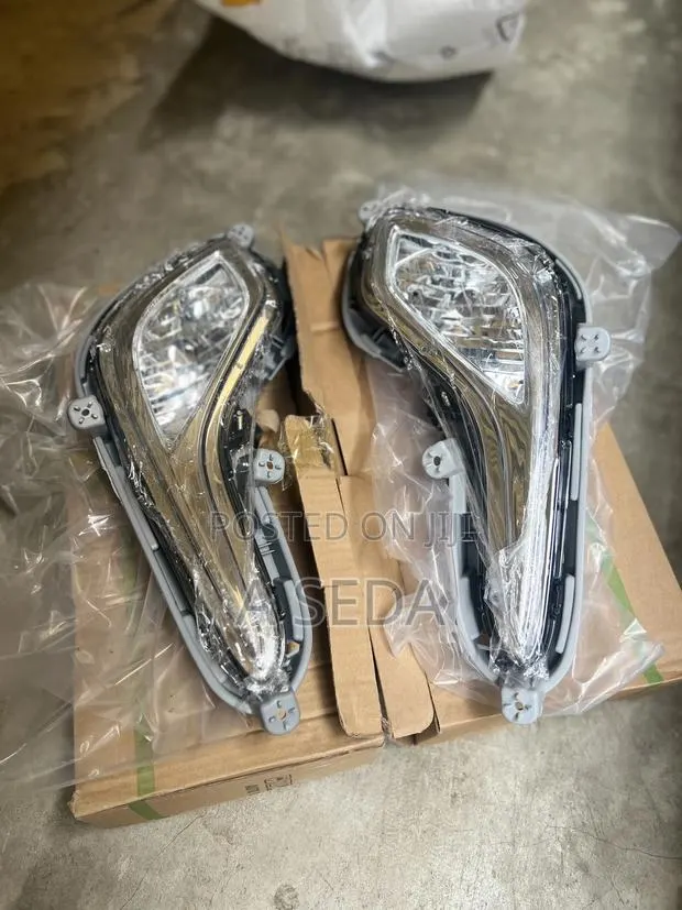 Hyundai Accent 2012 2013 2014 Fog Light Call · Photo 1