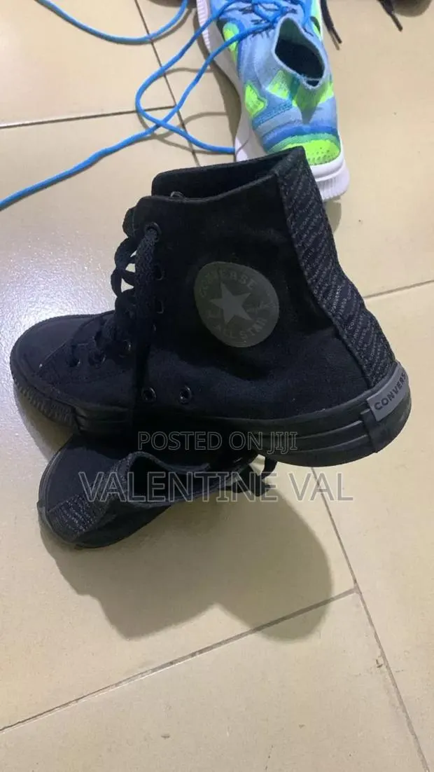All Stars Converse Size 37 for Your School Kids Unisex · Photo 1