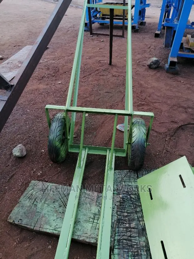 Wheel/Movable Truck · Photo 1