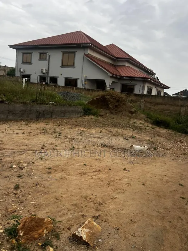 Title Plot of 90*100 Feets for Sale at EAST LEGON HILLS, Hydeson Sch. · Photo 1