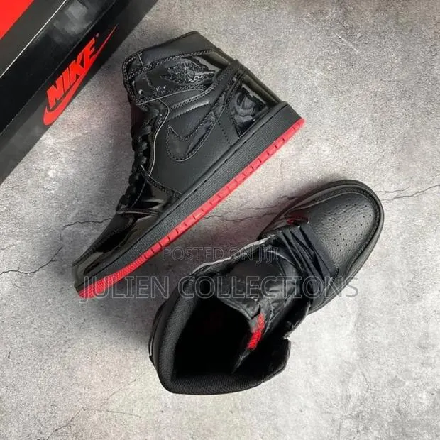 Jordan Retro 1 Mirror Black and Red · Photo 1