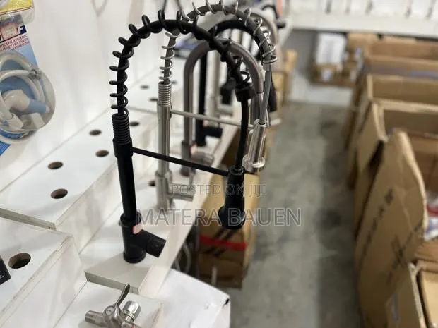 Flexible Kitchen Sink Tap · Photo 1