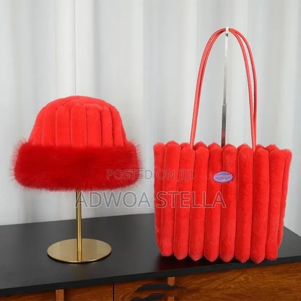 New Style Handbag · Photo 1