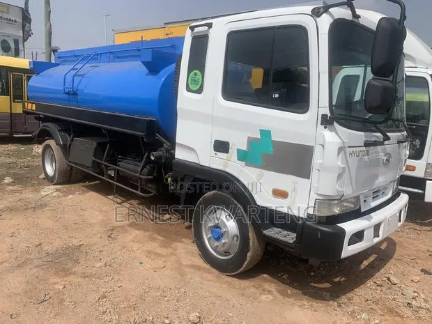 Water Truck Tanker · Photo 1