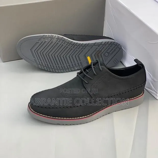 Timberland Lace Up Shoes · Photo 1