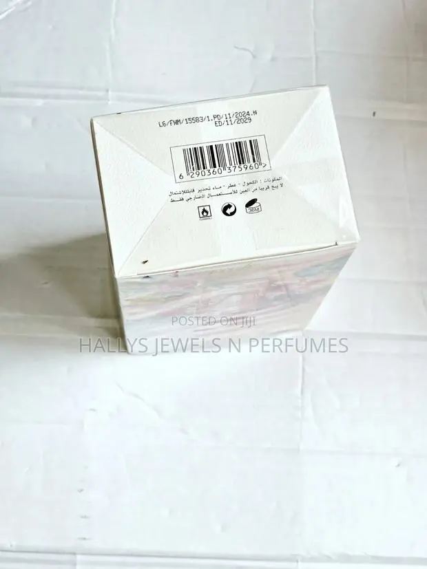 Bouquet of Euphoria Perfume by Fragrance World · Photo 4