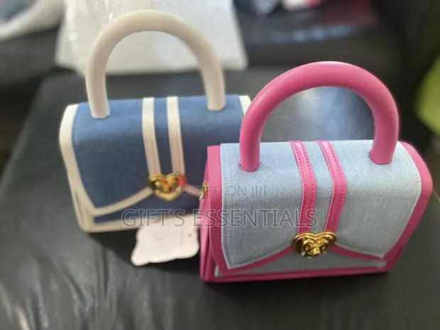 Handbag for All Occasion · Photo 1