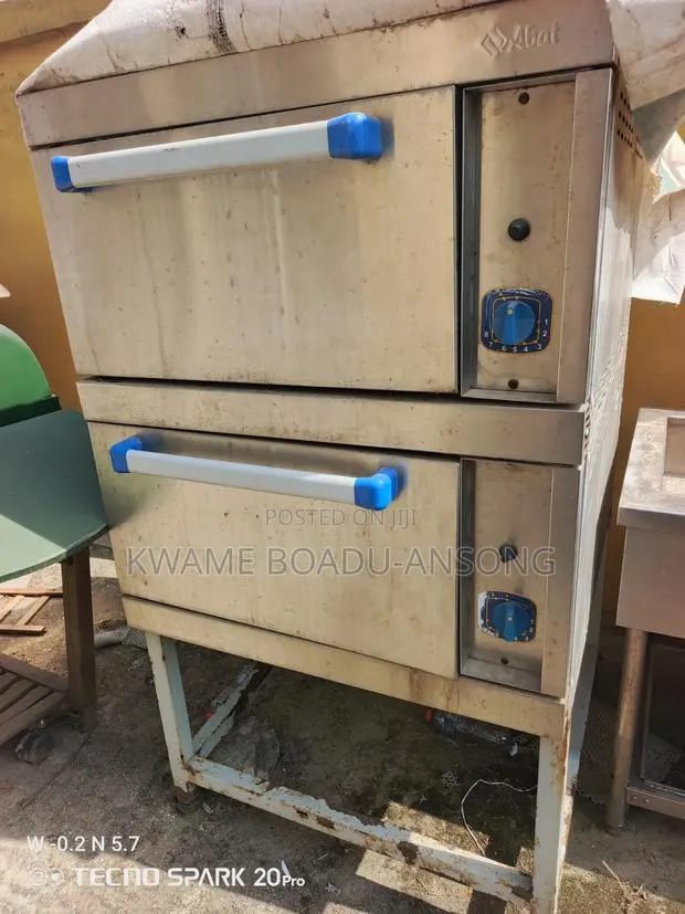Pizza Oven · Photo 1