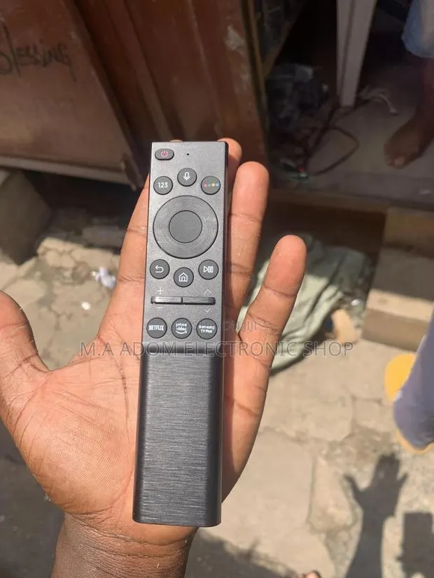Samsung Smart One Remote · Photo 1
