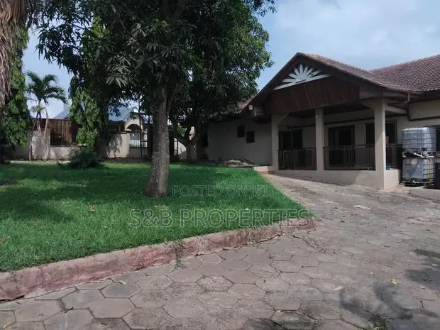 4bdrm Apartment in Ashomang Estate for rent · Photo 1
