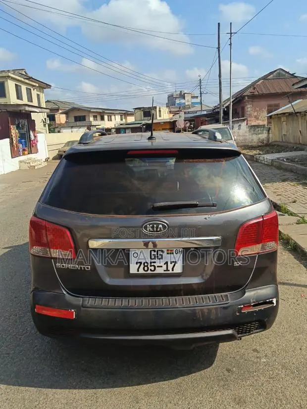 Kia Sorento 2013 Gray · Photo 1