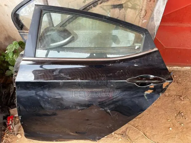 Elantra 2015 Doors Complete · Photo 1