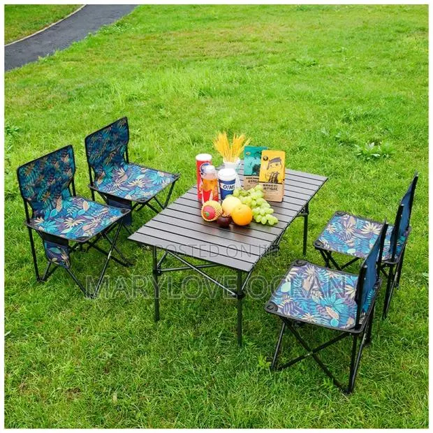4 Chairs Plus 1 Long Table · Photo 1