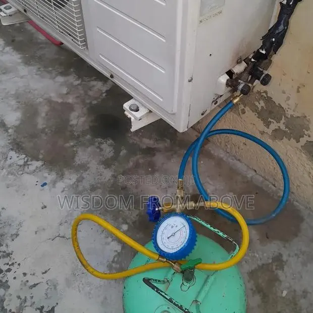 Air-conditioning Repairs Washing, Installation Dismantling · Photo 1