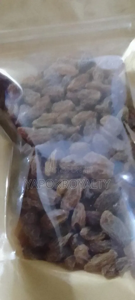 Brown Raisins · Photo 1
