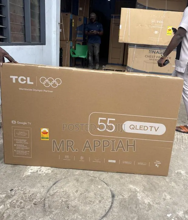 Super Quality TCL 55” Qled 4k Smart Screen TV(Black) Remote Control · Photo 1