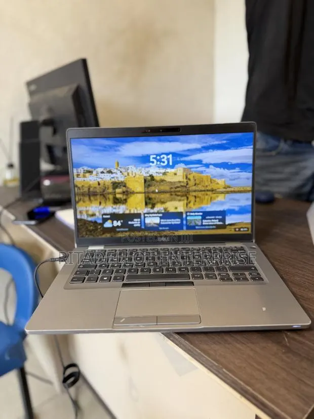 Laptop Dell Latitude 5410 8GB Intel Core i5 SSD 256GB · Photo 1