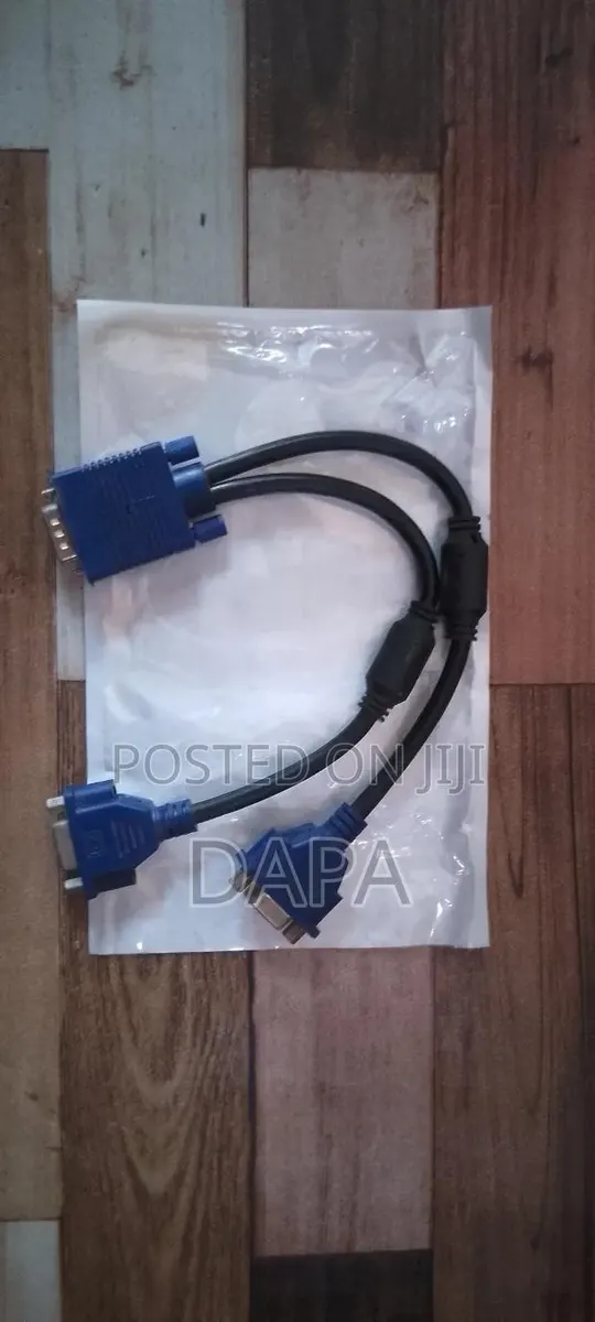 Vga Splitter · Photo 1
