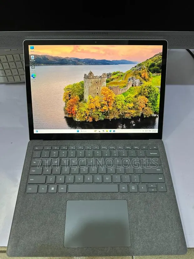 Laptop Microsoft Surface Laptop 5 16GB Intel Core I7 SSD 256GB · Photo 1