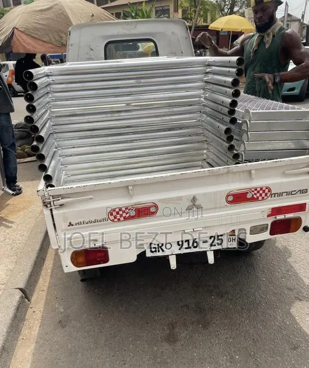 Galvinized Chinese Scaffolding · Photo 1
