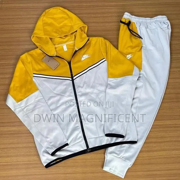 Nike Tracksuit (New) · Photo 1