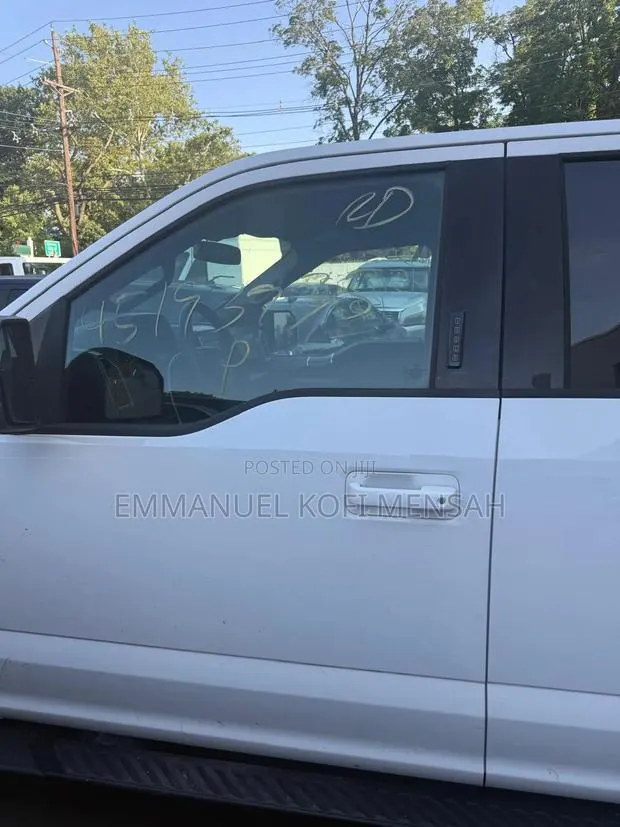 Ford F-150 2019 White · Photo 1