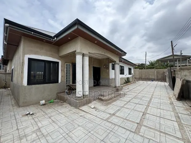 3bdrm House in Westhills Mall, Weija for sale · Photo 1