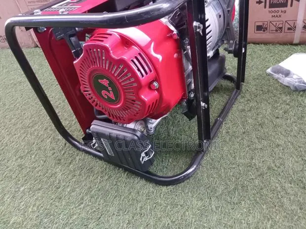 Honda Em2500w Industrial Power, Generator Work Force · Photo 1