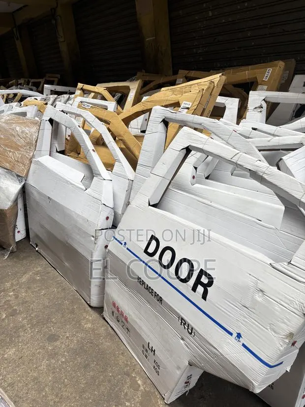 Highlander,Rav4,Corolla,Hrv,Civic,Accord,Crv Brand New and Used Doors · Photo 1