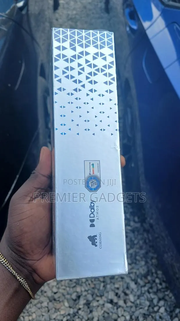New Tecno Camon 40 Premier 5G 256 GB Gray · Photo 1