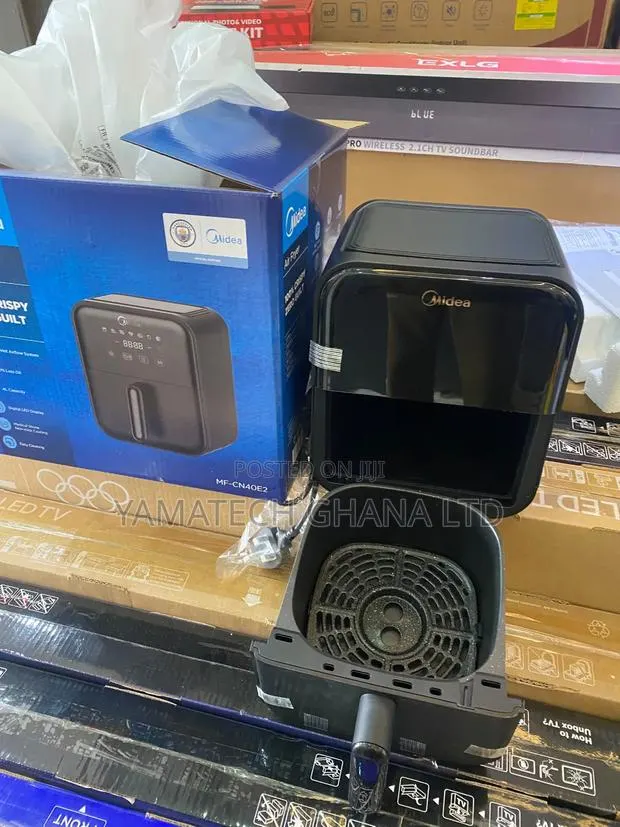 MIDEA 4 LITRE AIR FRYER WITH Touch Control and 100% CRISPY Zero Guilt · Photo 1