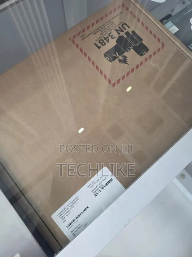 New Laptop Microsoft Surface Pro 10 16GB Intel Core Ultra 5 SSD 256GB · Photo 4