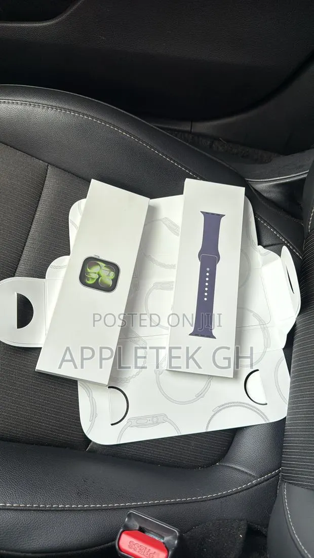 New Apple Watch Series 11 GPS · Photo 1