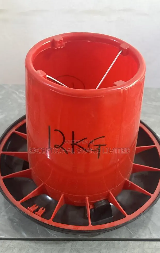 12kg Manual Poultry Feeder · Photo 1
