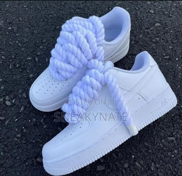 Chunky Laced Nike Airforce 1 · Photo 1